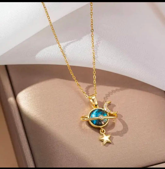 🌟 Gold-Plated Cosmic Planet & Star Pendant Necklace
